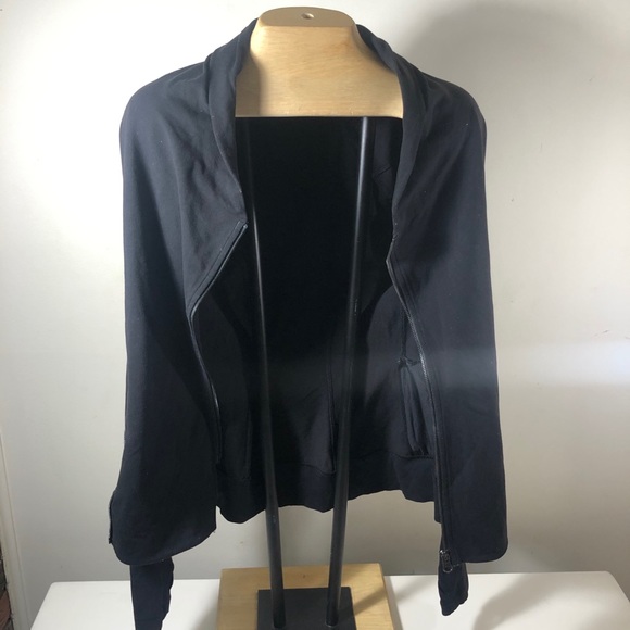 Lululemon Bhanki yoga jacket - Picture 10 of 10